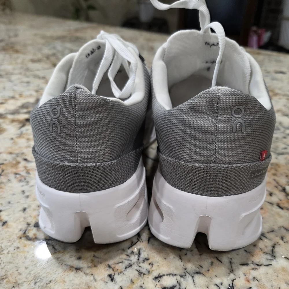 On Cloudeclipse Textile Trainer Women's Sneakers Size 9.5 - Picture 4 of 12